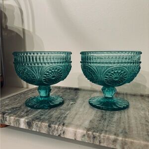 The Pioneer Woman Adeline Footed Bowls, Set of 2